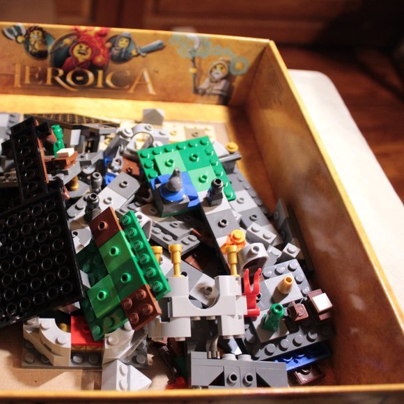 Lego Heroica Board Game - Picture 5 of 8